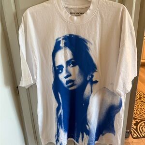 White and Blue Graphic Women's Top